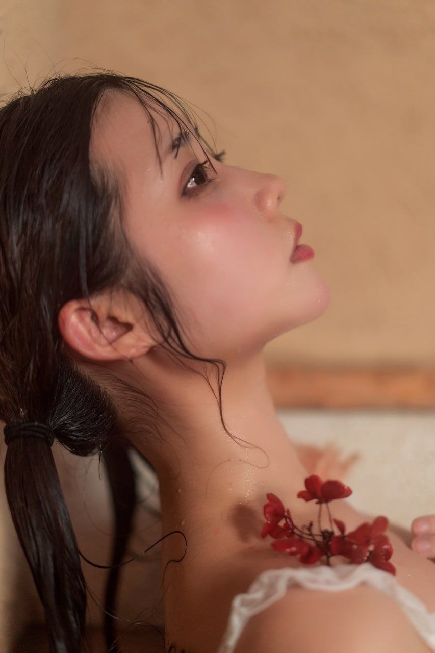 亚洲小说另类久久 亚洲小说另类久久