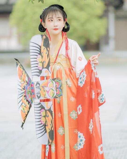 蜜臀AV在线播放一区二区三区 蜜臀AV在线播放一区二区三区