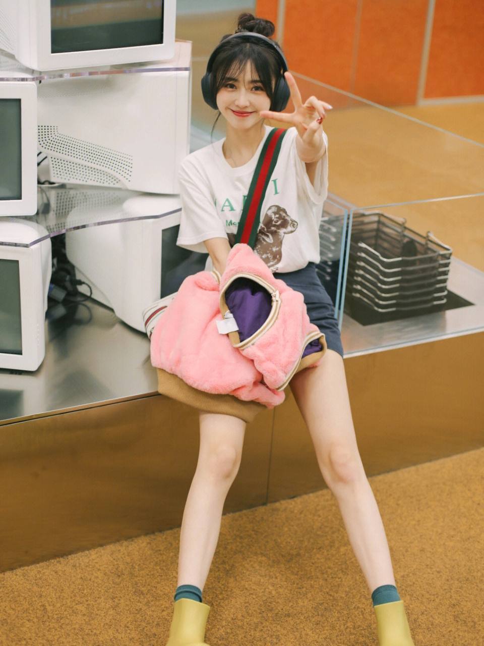 两个人的完整视频在线观看