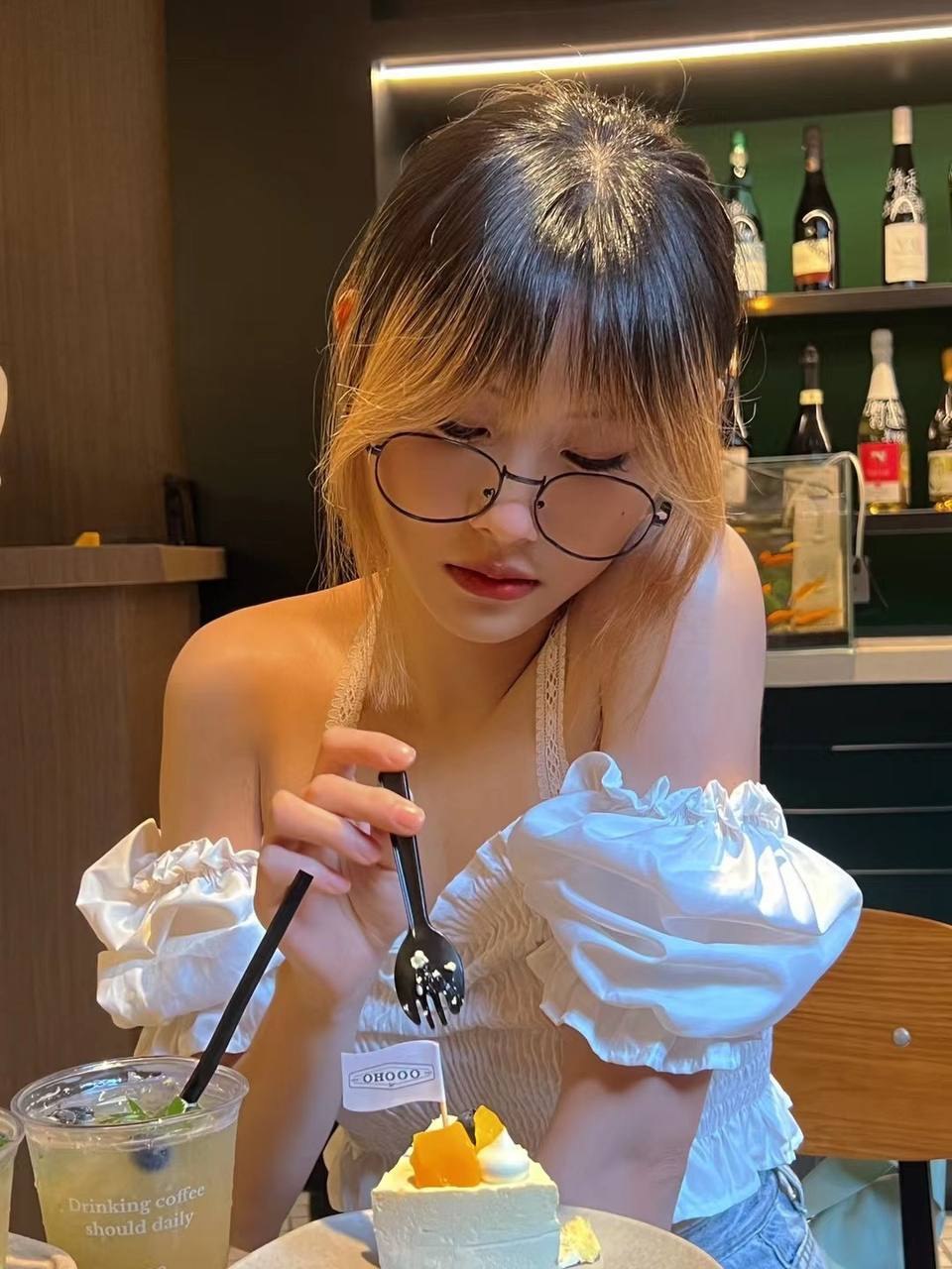 婷婷第四色 婷婷第四色