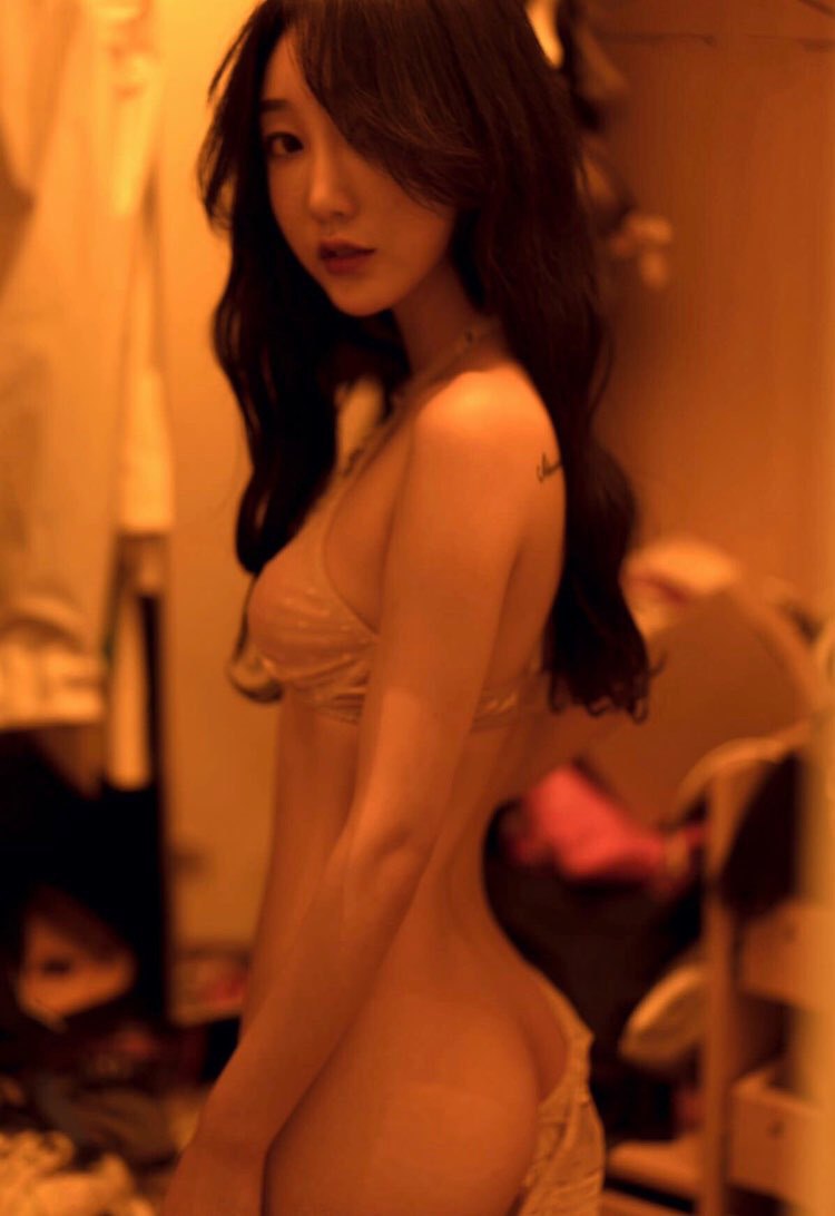 男人狂桶女人出白浆免费视频 男人狂桶女人出白浆免费视频