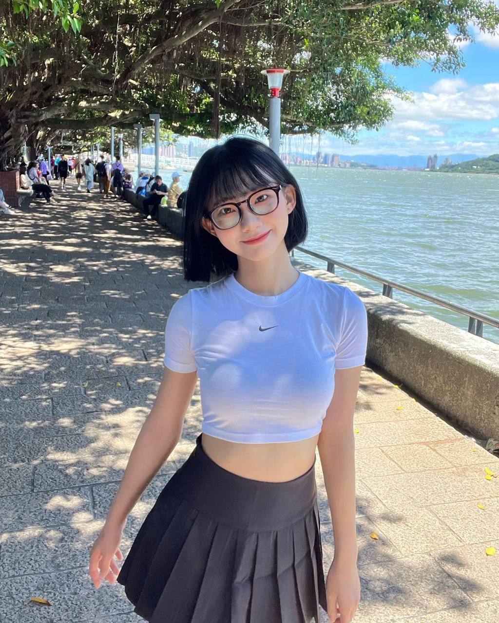 扒开双腿疯狂进出爽爽爽动态图 扒开双腿疯狂进出爽爽爽动态图