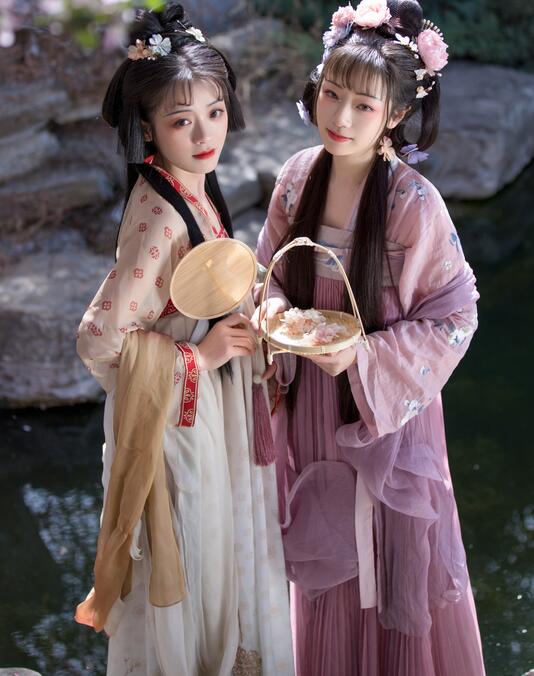 亚洲香蕉网久久综合大胸 亚洲香蕉网久久综合大胸