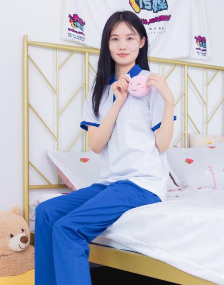 亚洲午夜剧场中出 亚洲午夜剧场中出