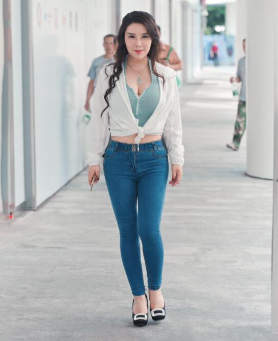 香蕉国产伊伊综合污秽 香蕉国产伊伊综合污秽