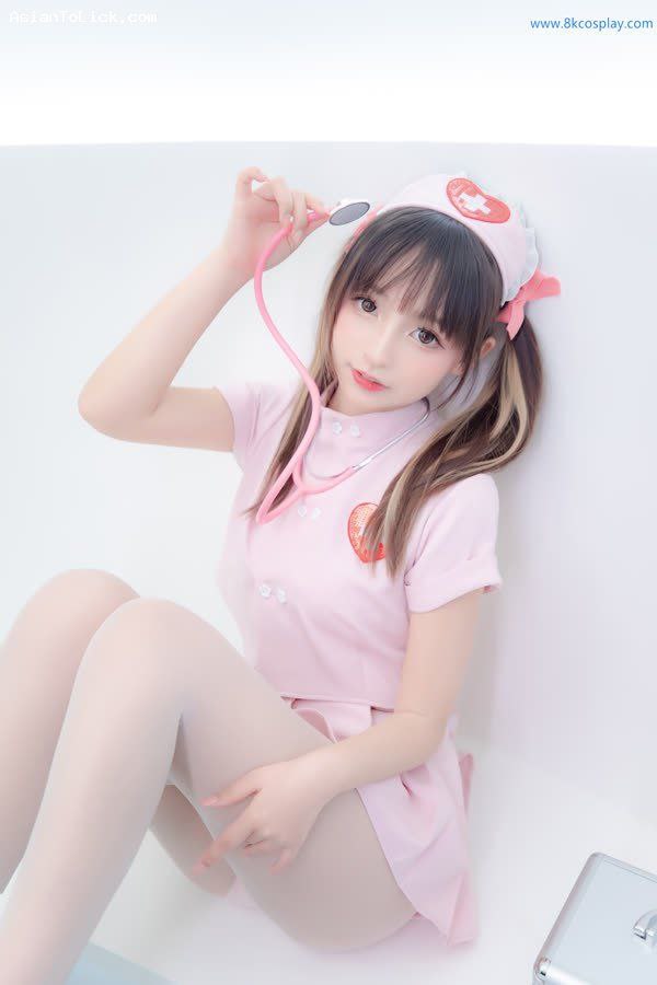 亚洲中文字幕深夜老司机