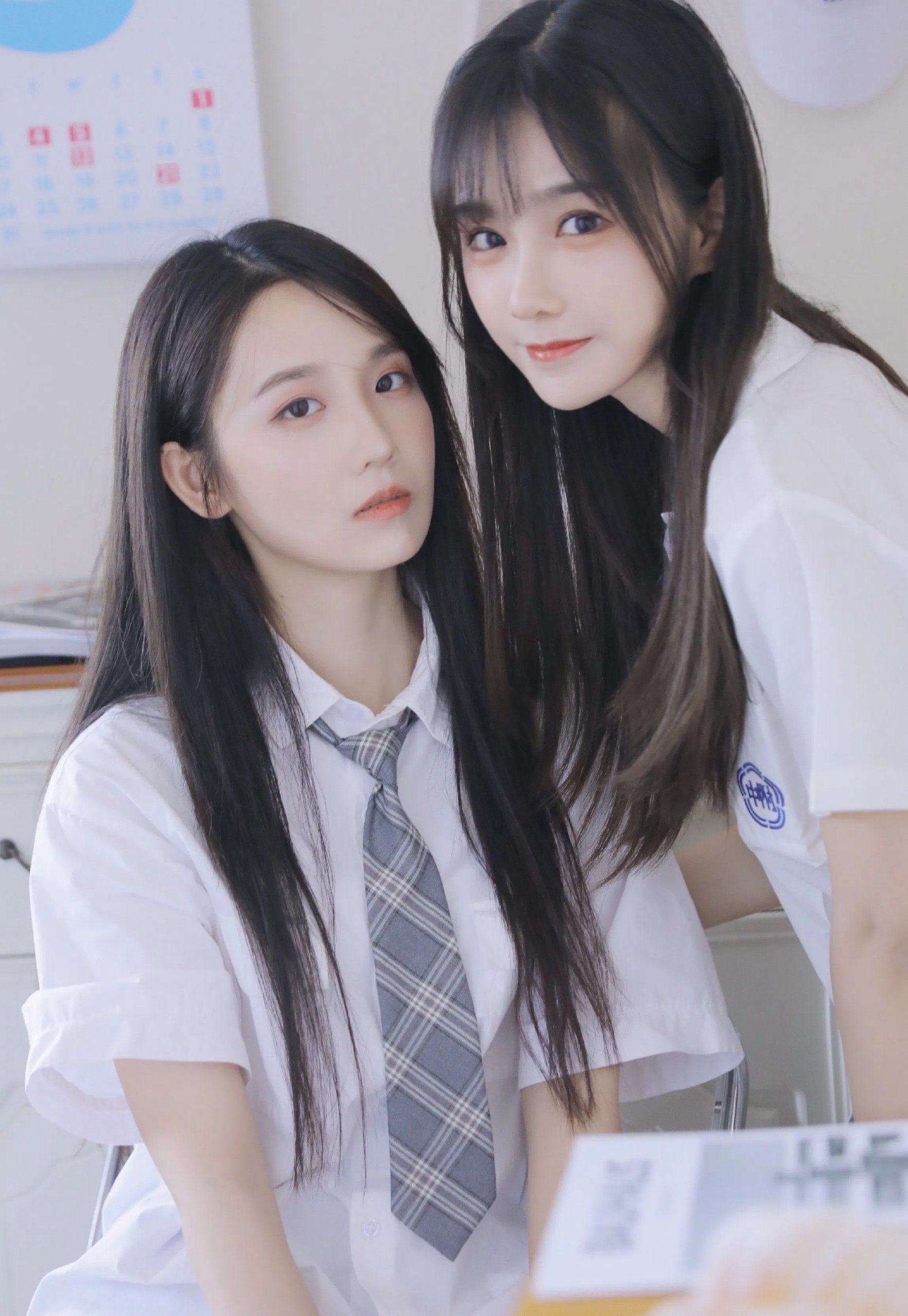 亚洲里久久 亚洲里久久