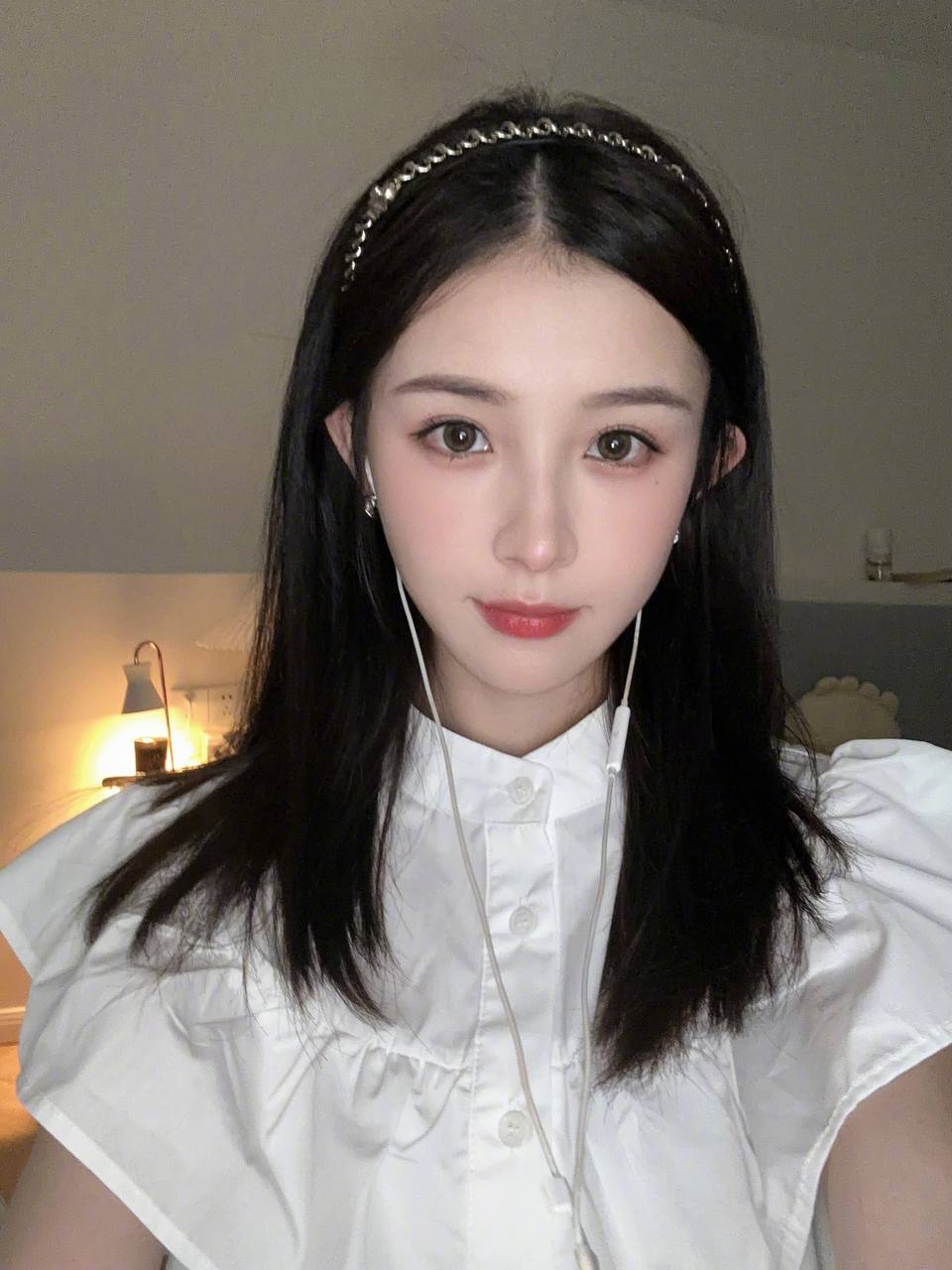 床上生活视频欧美 床上生活视频欧美