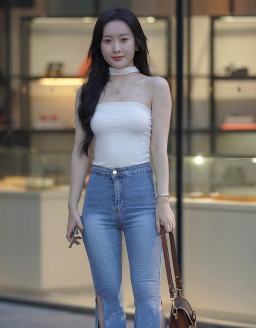 男女一边摸一边做爽爽的动态图