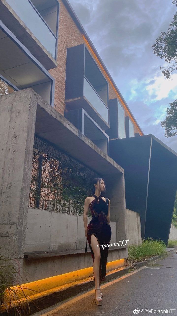 肉感饱满中年熟妇日本