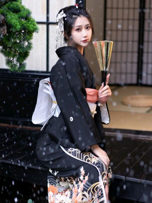 夜鲁鲁鲁夜夜综合视频 夜鲁鲁鲁夜夜综合视频