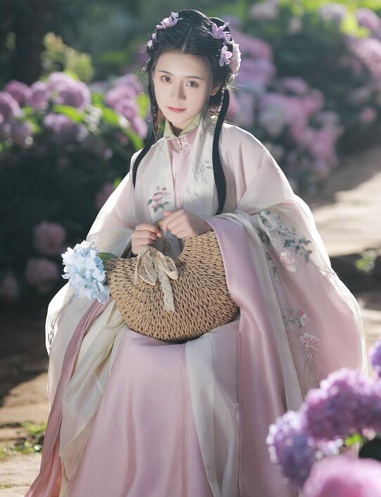 国产大胸露脸在线 国产大胸露脸在线