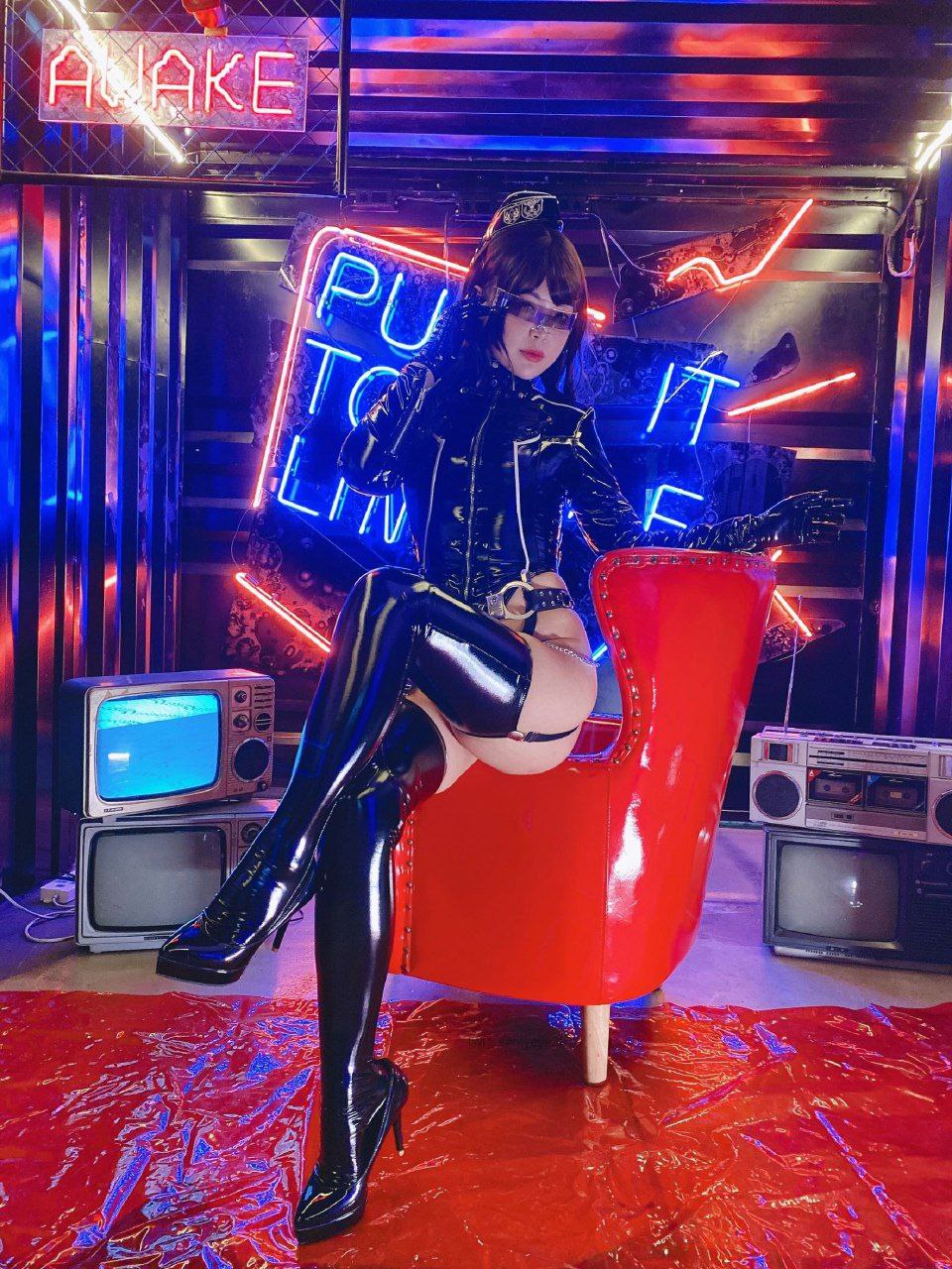 欧美午夜性春猛交 欧美午夜性春猛交