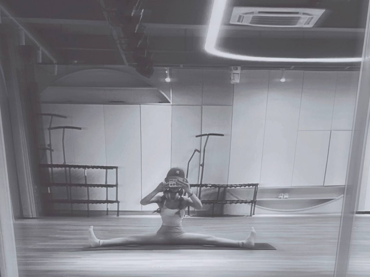 久久双人床双人片