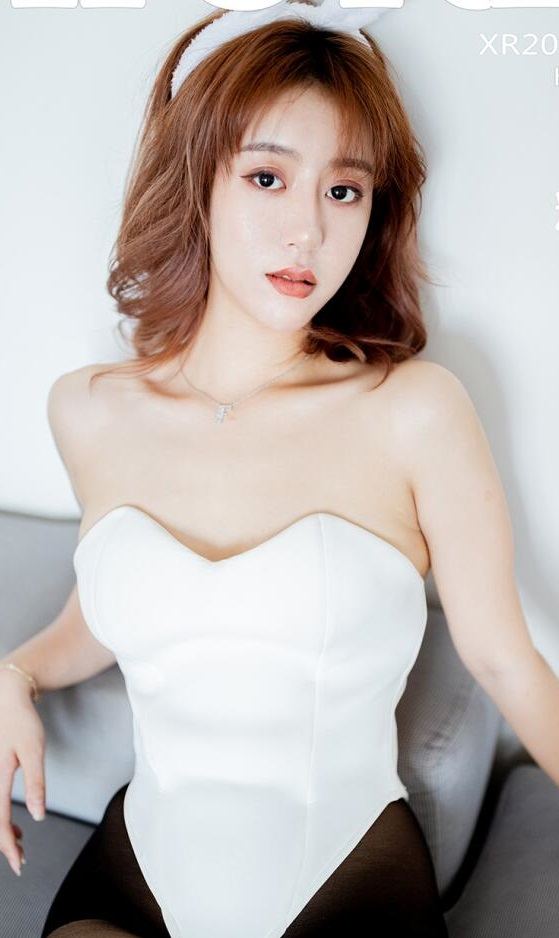 一边插一边摸 一边插一边摸