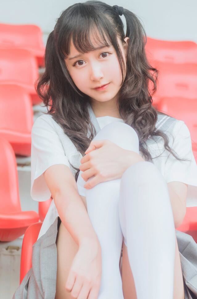 老人玩小处雌女视频 老人玩小处雌女视频