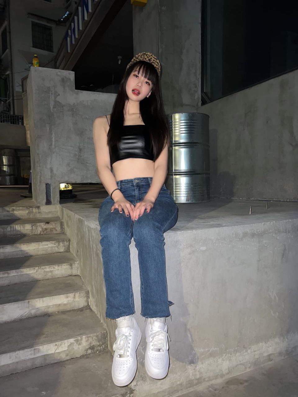 公么在他诊所给我治疗15 公么在他诊所给我治疗15