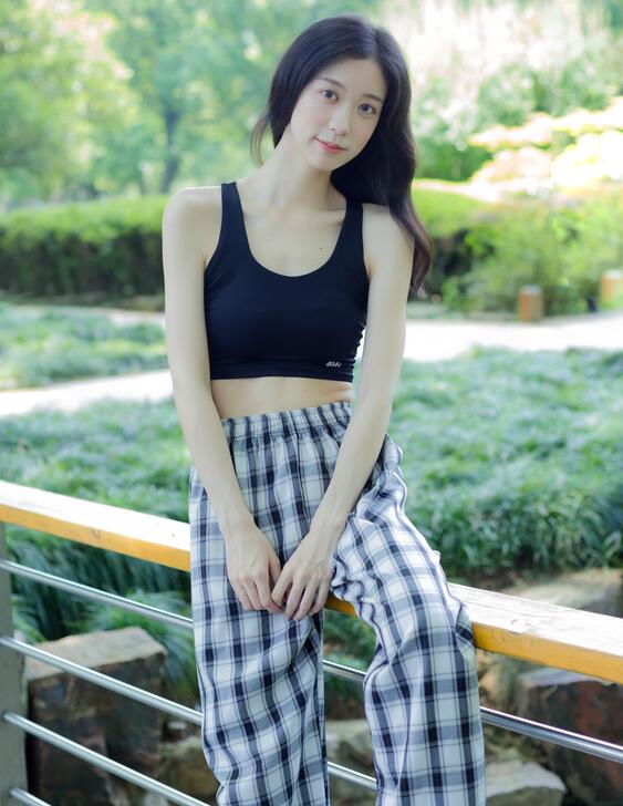 我在KTV被六个男人玩一晚上 我在KTV被六个男人玩一晚上