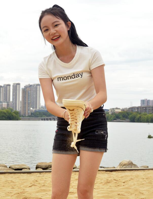 1000部未满十八在线观看 1000部未满十八在线观看