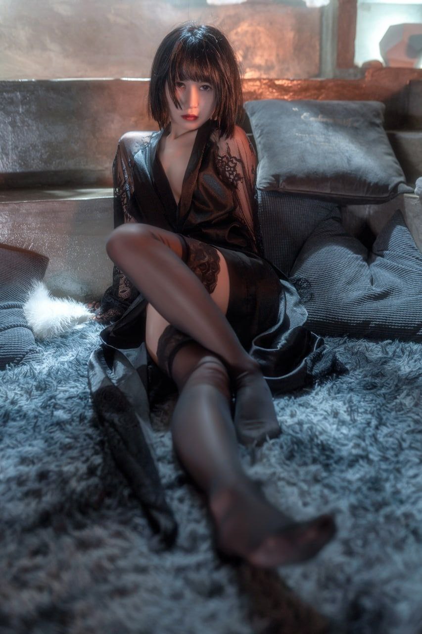 欧美多人性受xxxx喷水 欧美多人性受xxxx喷水