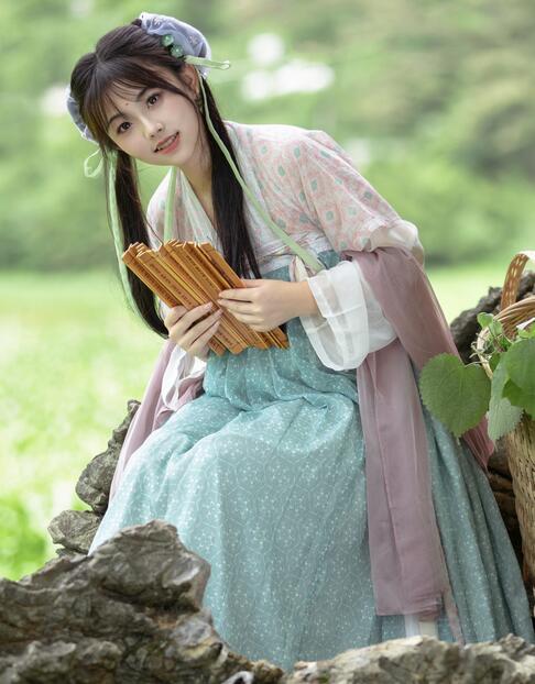 亚洲中文字幕VR虚 亚洲中文字幕VR虚