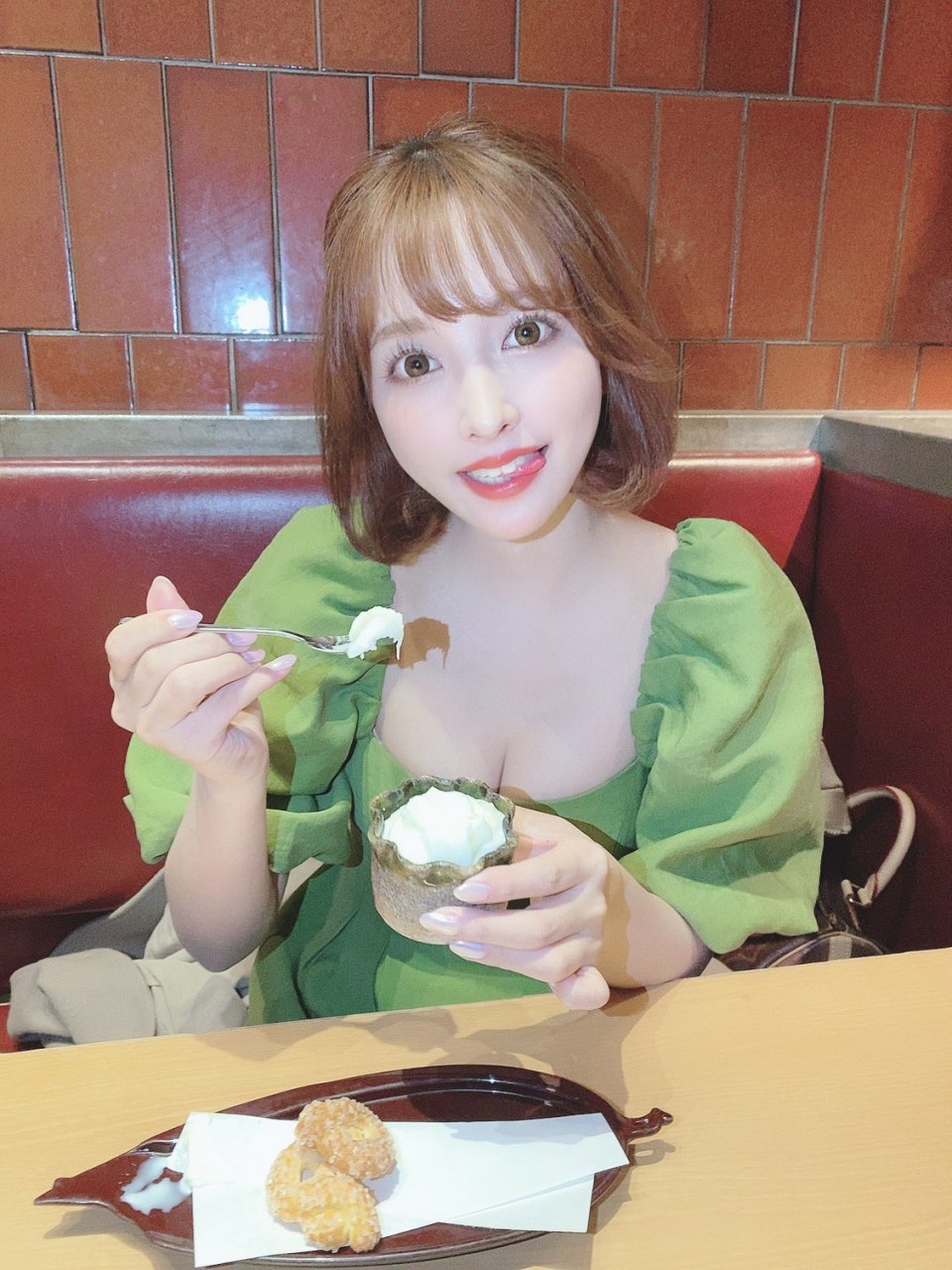 漂亮的保姆完整版免费观看韩剧 漂亮的保姆完整版免费观看韩剧