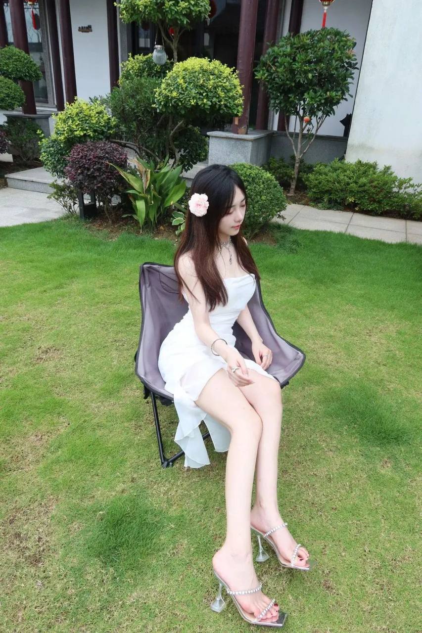 我和闺蜜两口子玩互换 我和闺蜜两口子玩互换