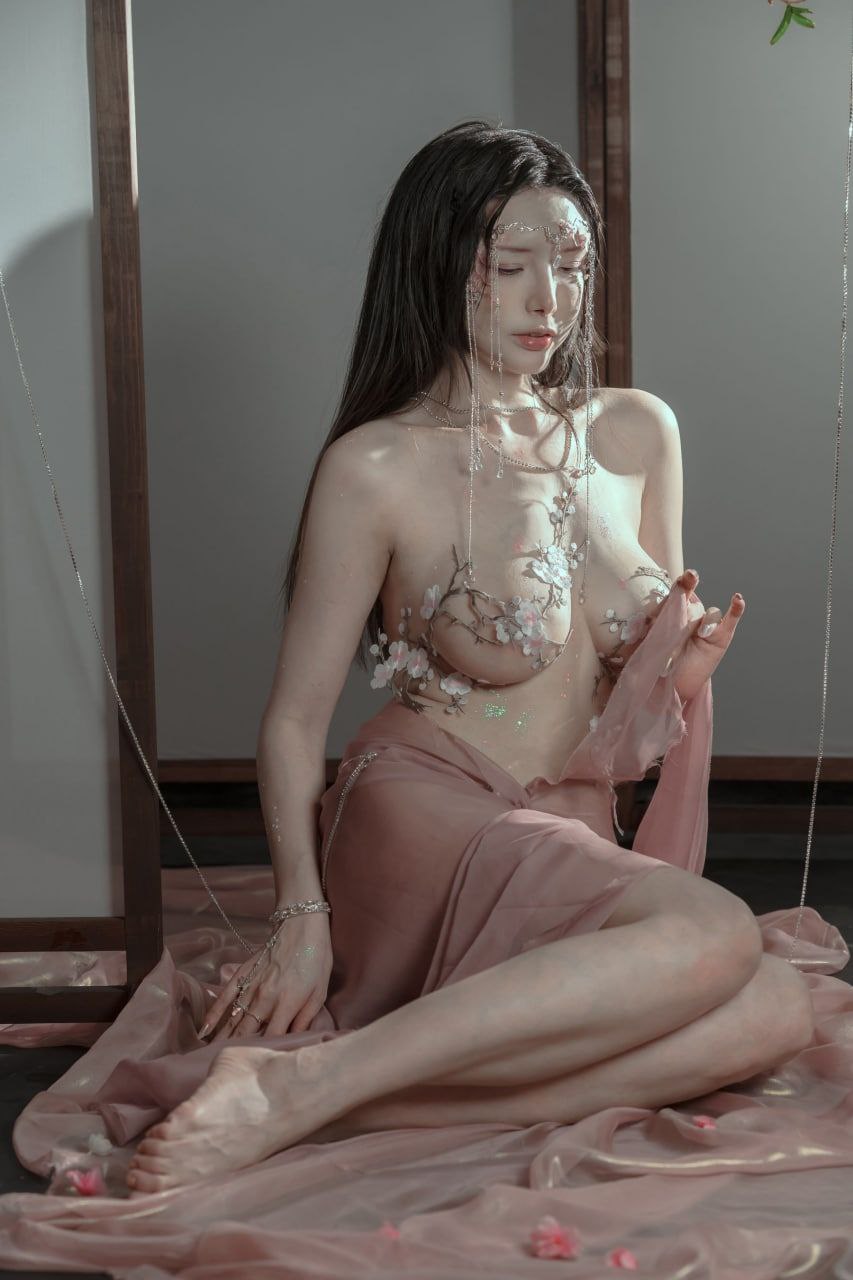 父亲在车里缓慢而有力的撞着 父亲在车里缓慢而有力的撞着