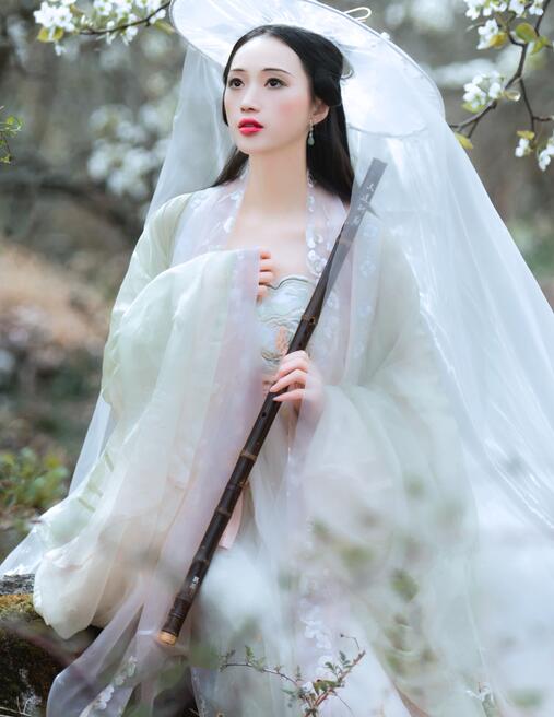 一炕四女被窝交换啪啪 一炕四女被窝交换啪啪