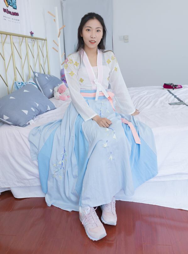 女的让弄多少次下边才不紧 女的让弄多少次下边才不紧