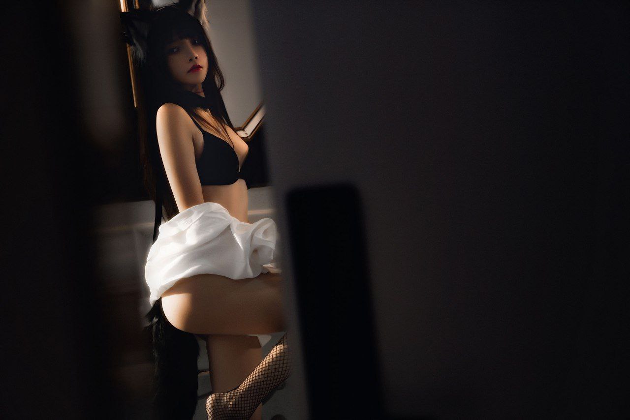 我使劲挺进了她的下身视频 我使劲挺进了她的下身视频