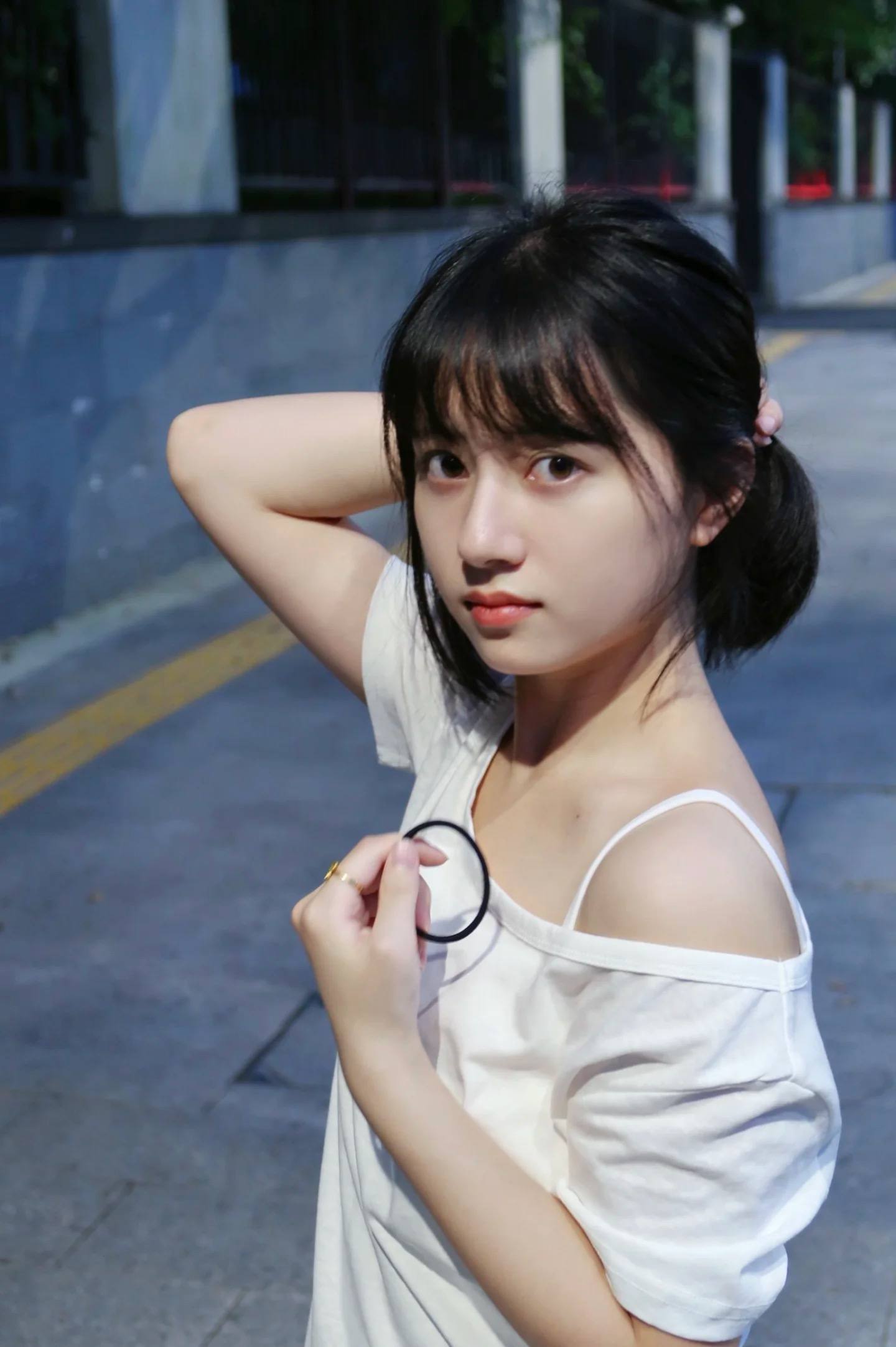 非洲黑人吊巨大vs亚洲女 非洲黑人吊巨大vs亚洲女