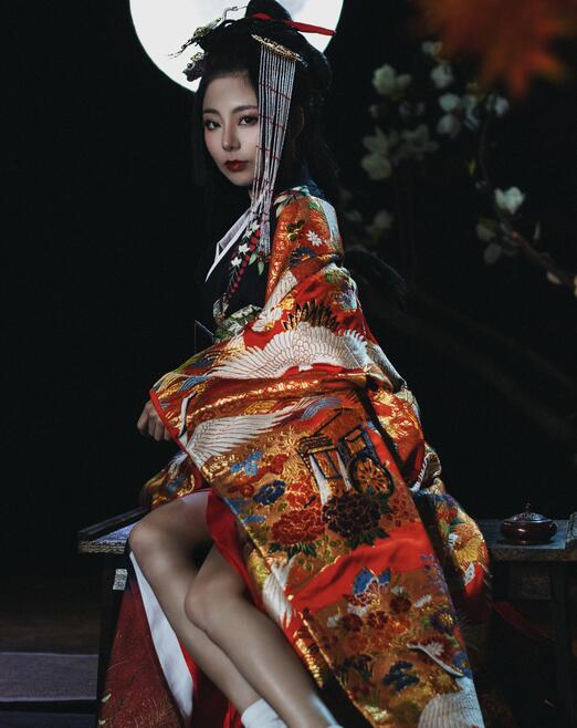 野花免费观看大全免费漫画 野花免费观看大全免费漫画