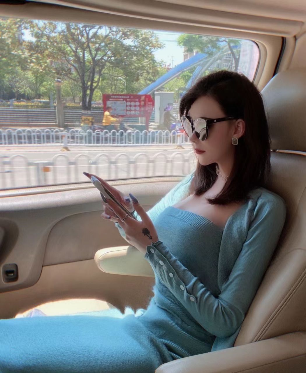 欧美√亚洲V在线 欧美√亚洲V在线