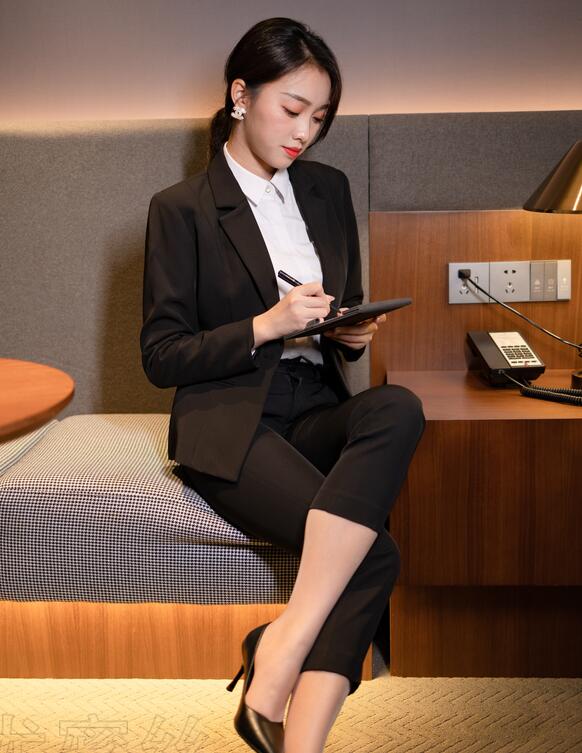 男人女人一起差差差很痛