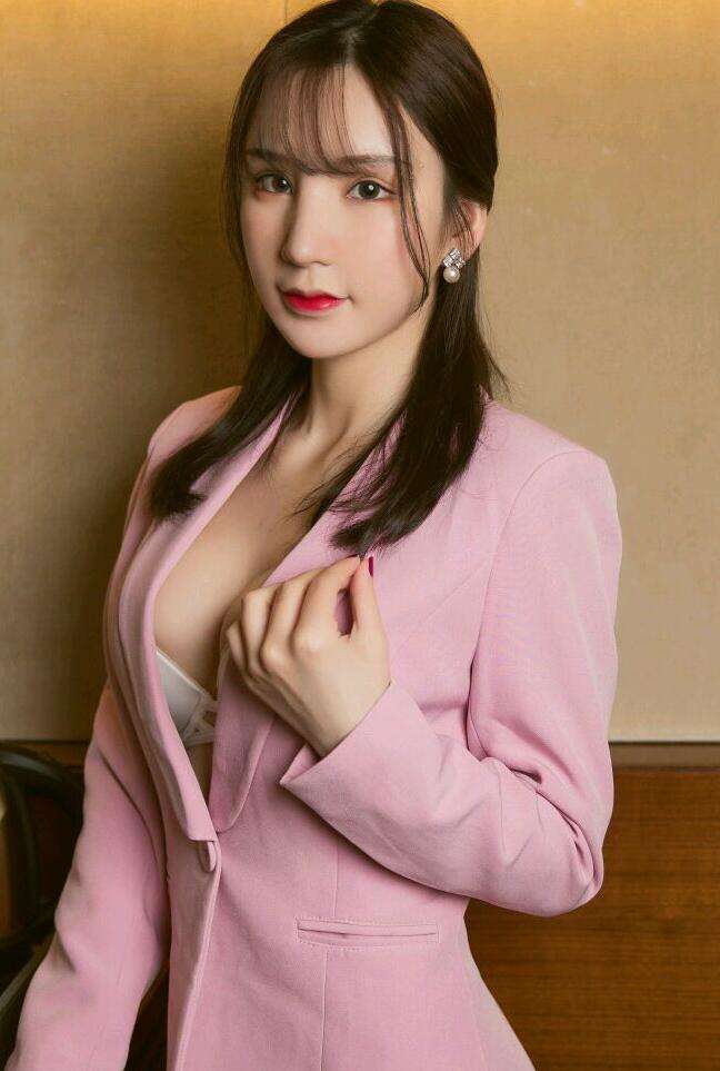 未满十八周岁未成年人请自觉离开 - 剧情片在线观看视频 未满十八周岁未成年人请自觉离开 - 剧情片在线观看视频