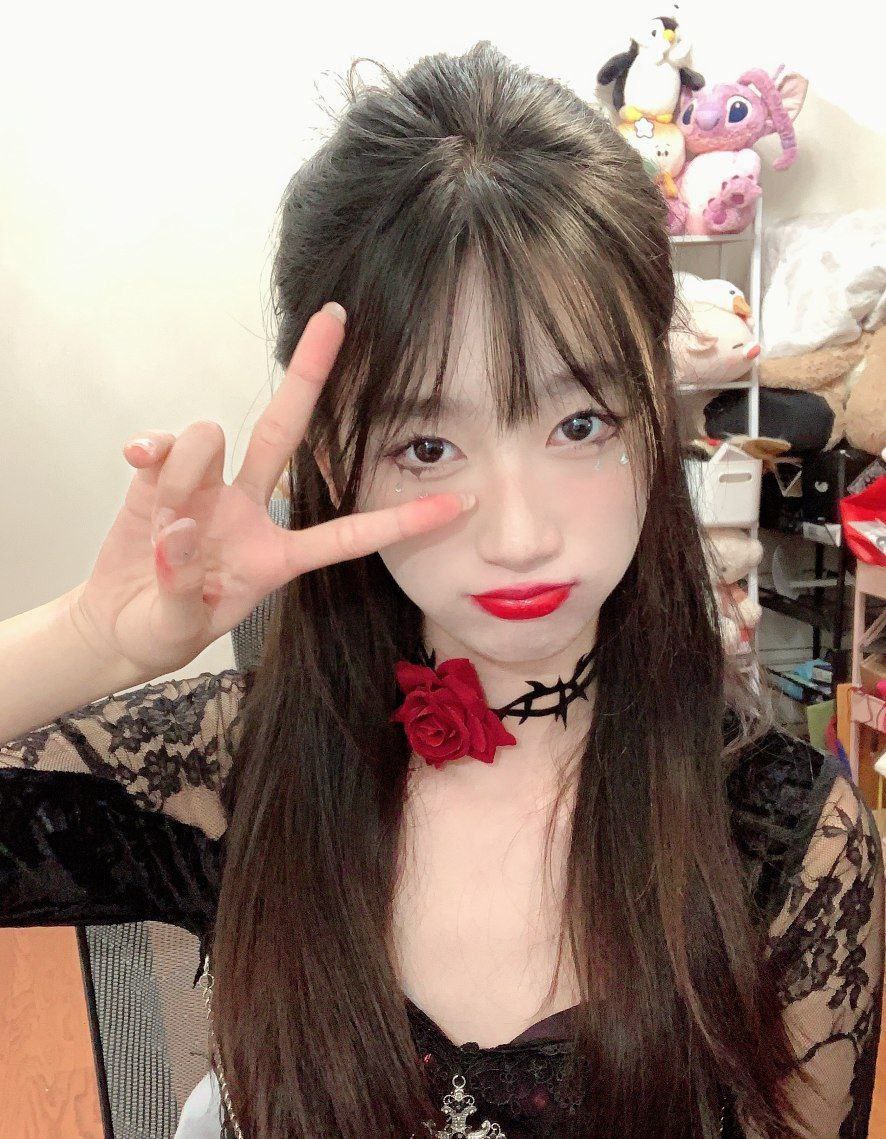 亚洲一卡二卡三卡四卡无卡姐弟