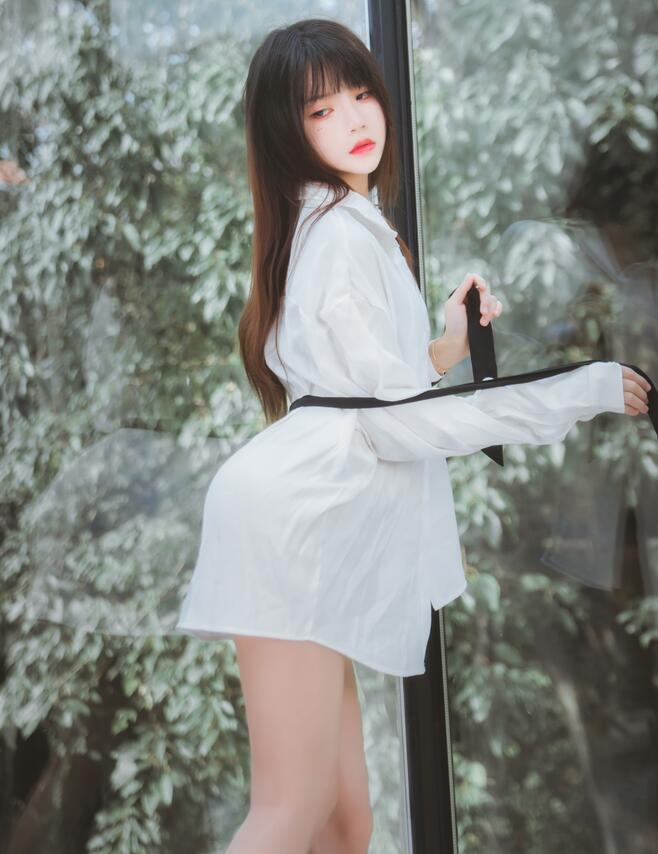 老狼影院成年女人 老狼影院成年女人