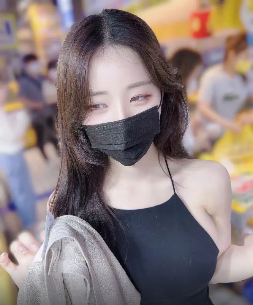 顶楼的大象下载 顶楼的大象下载