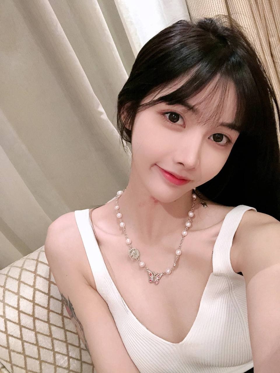 狠狠亚洲 狠狠亚洲