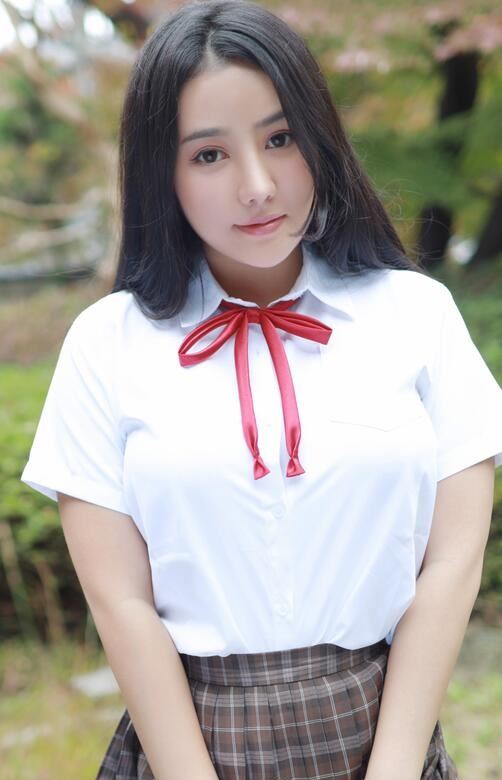 日韩欧中文字幕精品