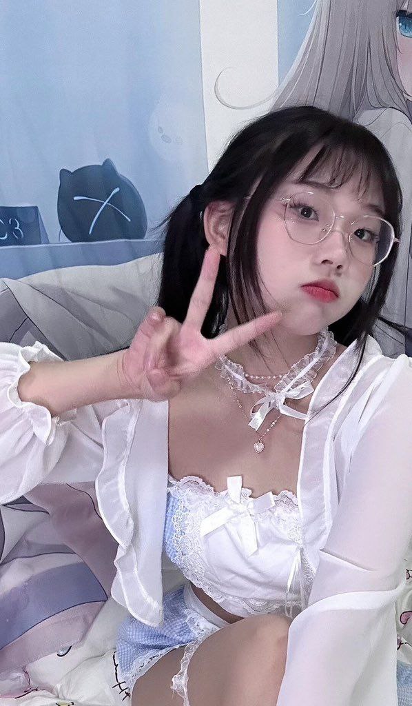 亚洲高清一区二区三区 亚洲高清一区二区三区