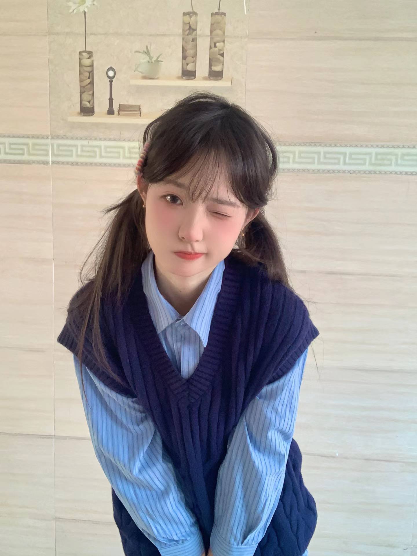 深夜睡不着想看点害羞的东西 深夜睡不着想看点害羞的东西