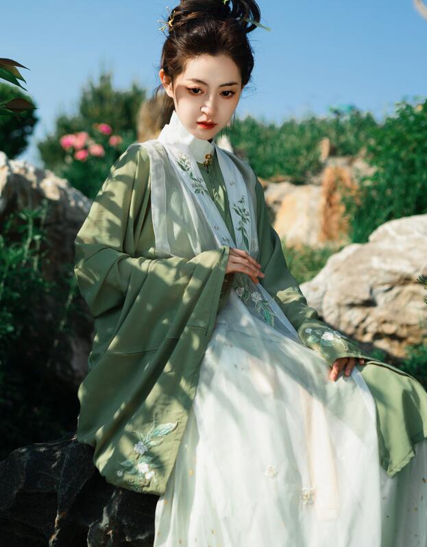 花房姑娘免费观看全集 花房姑娘免费观看全集