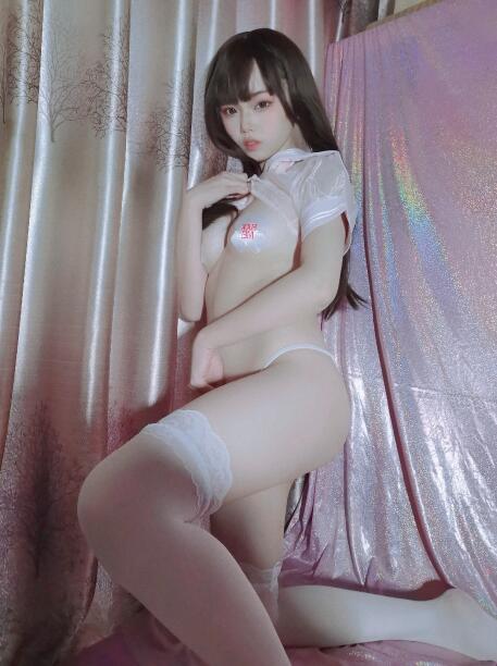 久久vs国产亚洲无卡 久久vs国产亚洲无卡