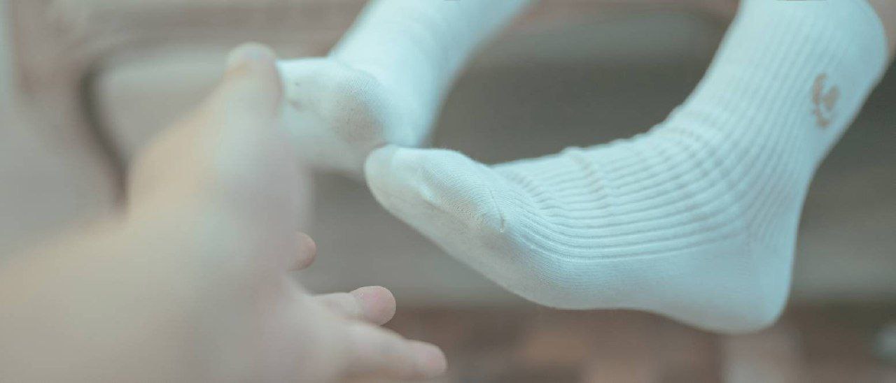 九个女仔一个鬼