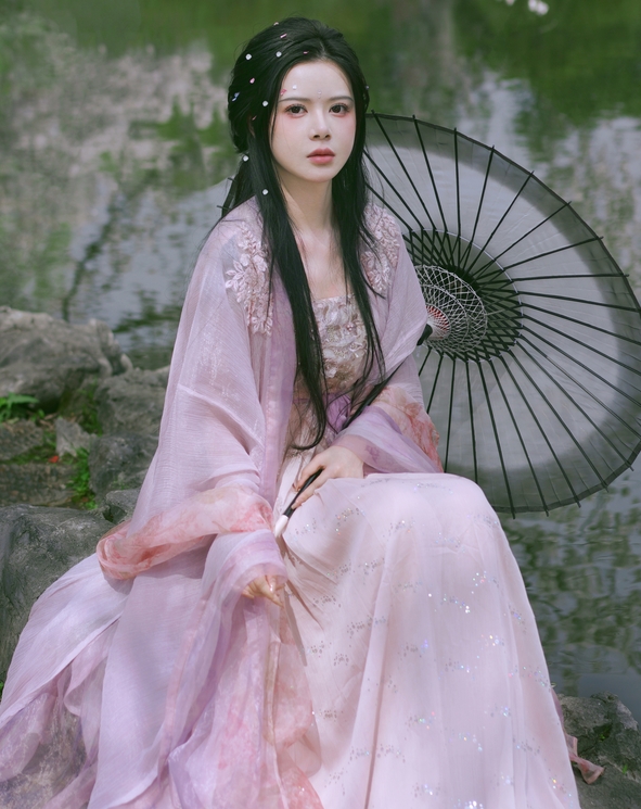 偷弄小姪女未删节