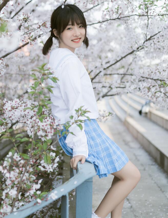 18女下面流水不遮图免费图 18女下面流水不遮图免费图