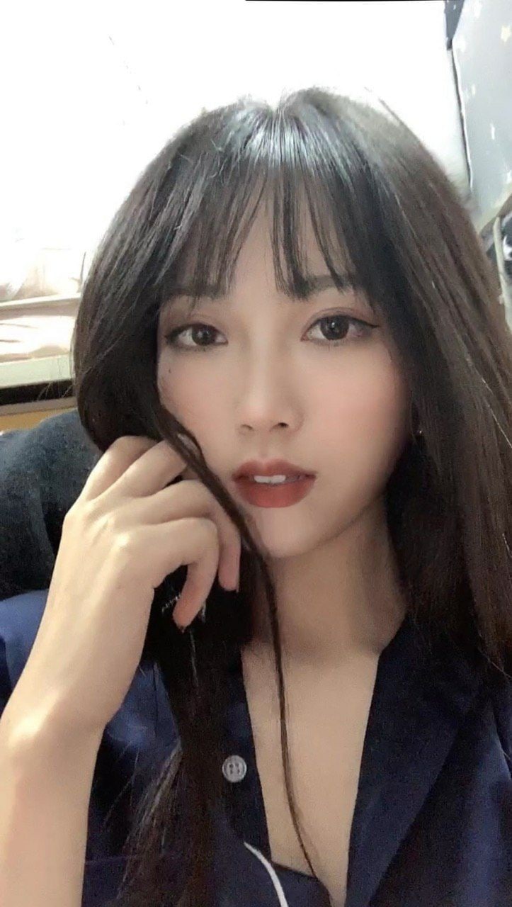 A国产片亚洲片V A国产片亚洲片V