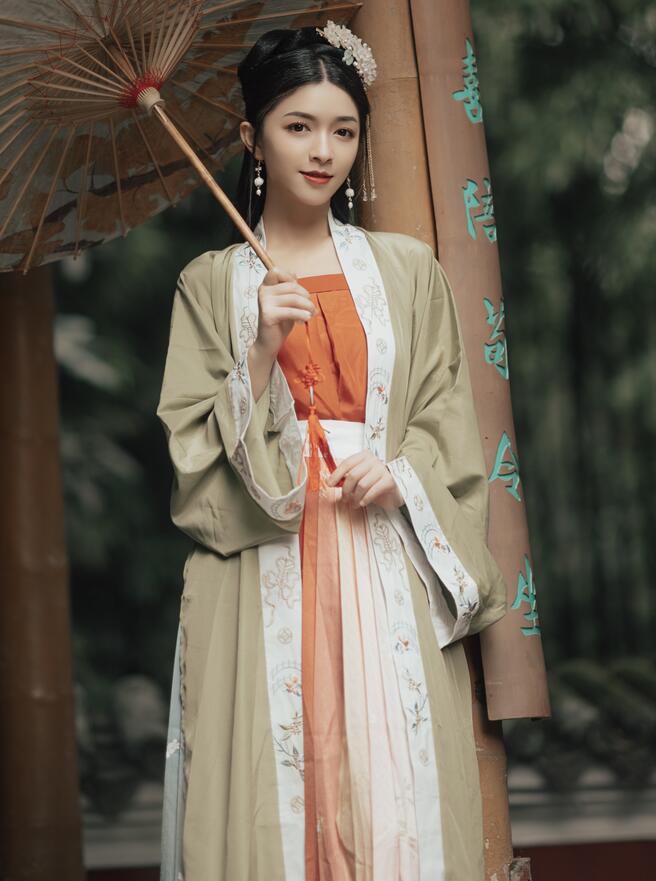 看久久亚洲 看久久亚洲